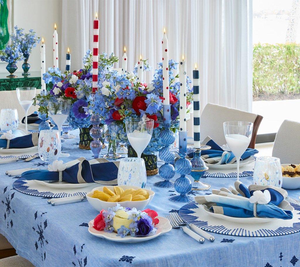 Dip Dye Napkin in Blue & White, Set of 4
