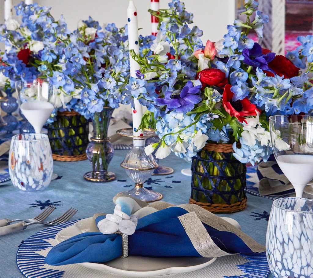 Dip Dye Napkin in Blue & White, Set of 4